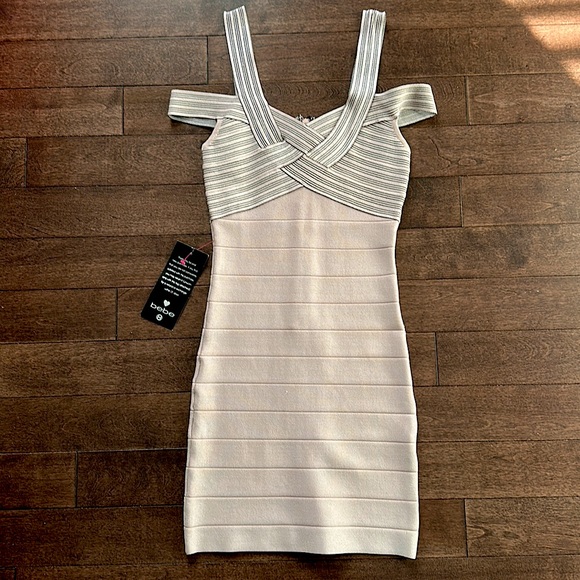 Bebe Luxe Bandage Criss Cross Bodycon Dress Blush Pink Small NWT - Picture 3 of 11